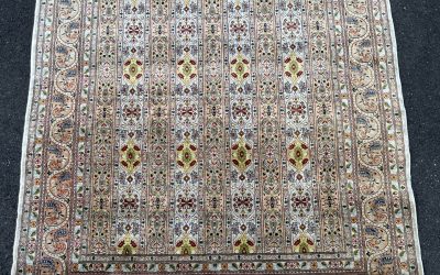 Restauration des franges d’un tapis Hereke 100 % soie