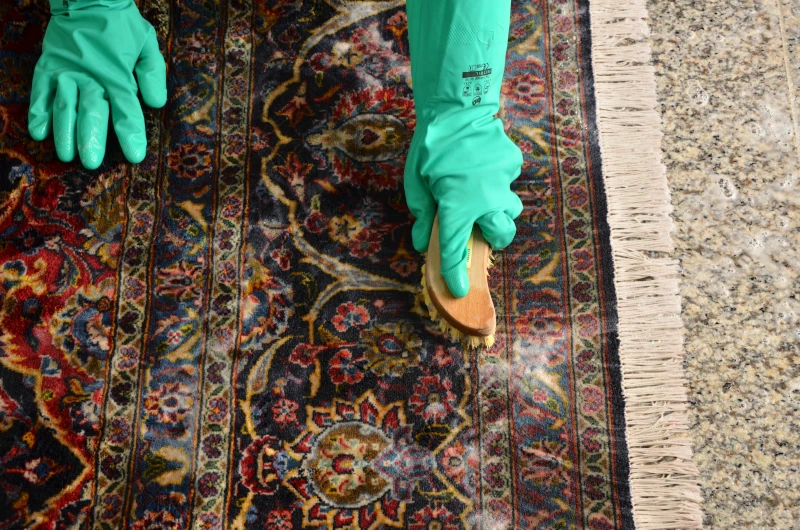 lavage de tapis à la main