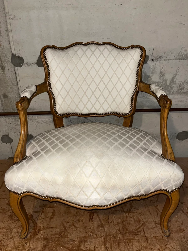 fauteuil cabriolet style régence après réfection