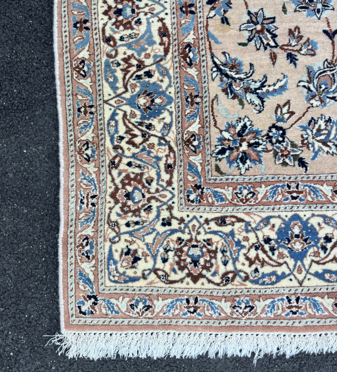 Restauration d’un tapis Goum en soie à Strasbourg